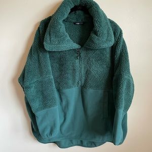 Sherpa North Face Pullover